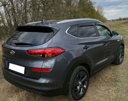 Серый Хендай Туксон, объемом двигателя 2 л и пробегом 99 тыс. км за 9600 $, фото 11 на Automoto.ua