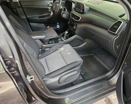 Хендай Туксон 2018 у Кривому Розі на Automoto.ua Сірий Хендай Туксон, об'ємом двигуна 0 л та пробігом 92 тис. км за 21000 $, фото 2 на Automoto.ua