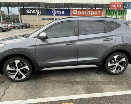 Хендай Туксон 2018 в Борисполе на Automoto.ua Серый Хендай Туксон, объемом двигателя 1.59 л и пробегом 131 тыс. км за 16000 $, фото 4 на Automoto.ua