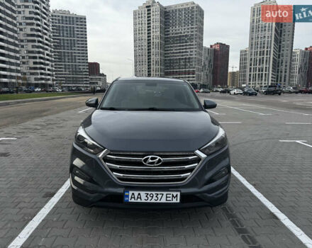 Сірий Хендай Туксон, об'ємом двигуна 2 л та пробігом 89 тис. км за 15400 $, фото 12 на Automoto.ua