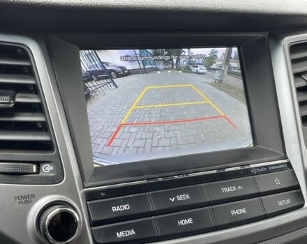 Сірий Хендай Туксон, об'ємом двигуна 2 л та пробігом 150 тис. км за 17999 $, фото 22 на Automoto.ua