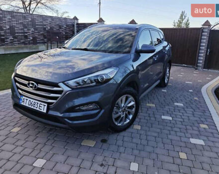 Серый Хендай Туксон, объемом двигателя 2 л и пробегом 68 тыс. км за 15500 $, фото 7 на Automoto.ua