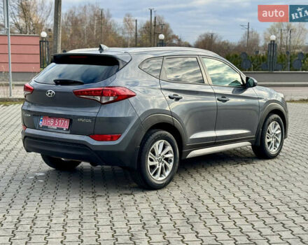 Серый Хендай Туксон, объемом двигателя 2 л и пробегом 183 тыс. км за 13750 $, фото 22 на Automoto.ua