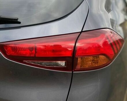 Серый Хендай Туксон, объемом двигателя 2 л и пробегом 99 тыс. км за 9600 $, фото 13 на Automoto.ua