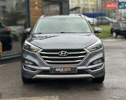 Серый Хендай Туксон, объемом двигателя 1.6 л и пробегом 92 тыс. км за 17900 $, фото 6 на Automoto.ua