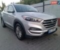 Сірий Хендай Туксон, об'ємом двигуна 2 л та пробігом 75 тис. км за 15000 $, фото 15 на Automoto.ua