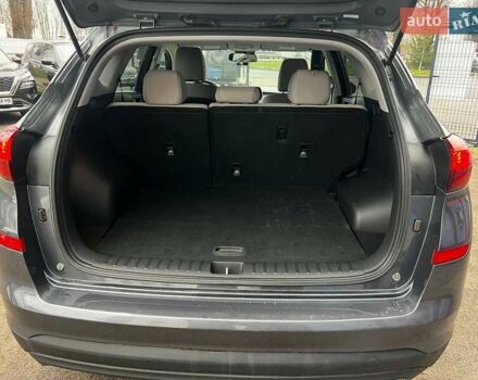 Серый Хендай Туксон, объемом двигателя 1.98 л и пробегом 139 тыс. км за 19500 $, фото 15 на Automoto.ua