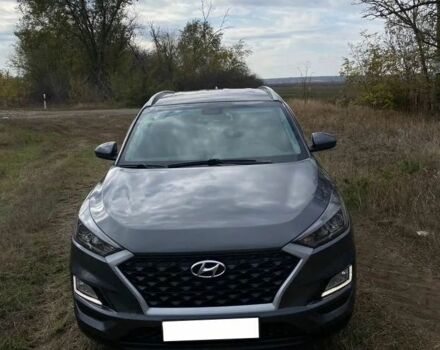 Серый Хендай Туксон, объемом двигателя 2 л и пробегом 99 тыс. км за 9600 $, фото 3 на Automoto.ua