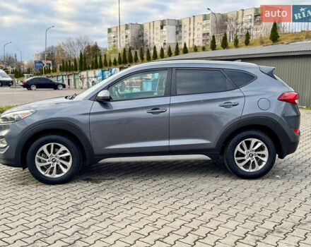 Сірий Хендай Туксон, об'ємом двигуна 2 л та пробігом 184 тис. км за 13950 $, фото 7 на Automoto.ua
