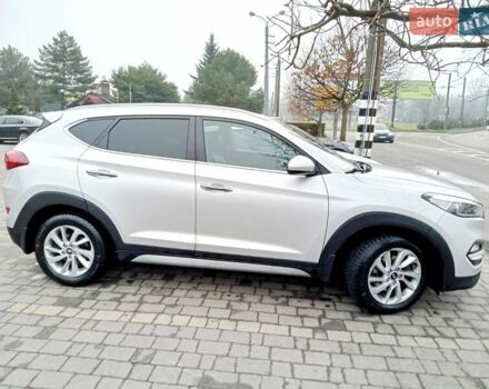 Сірий Хендай Туксон, об'ємом двигуна 2 л та пробігом 61 тис. км за 21900 $, фото 2 на Automoto.ua