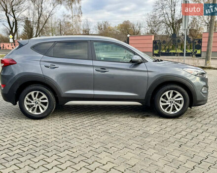 Серый Хендай Туксон, объемом двигателя 2 л и пробегом 183 тыс. км за 13750 $, фото 66 на Automoto.ua