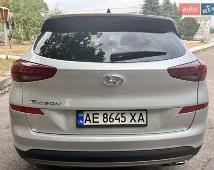 Серый Хендай Туксон, объемом двигателя 2.4 л и пробегом 79 тыс. км за 20500 $, фото 7 на Automoto.ua