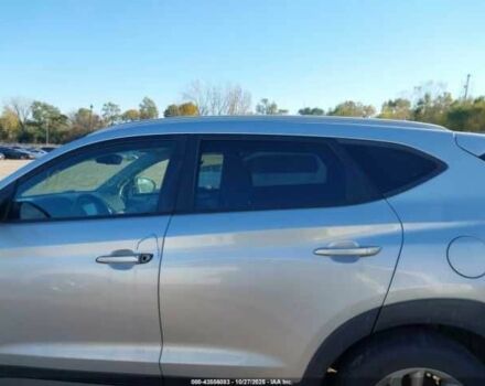 Серый Хендай Туксон, объемом двигателя 2 л и пробегом 70 тыс. км за 4000 $, фото 12 на Automoto.ua