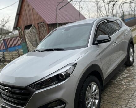 Серый Хендай Туксон, объемом двигателя 2 л и пробегом 92 тыс. км за 20500 $, фото 7 на Automoto.ua