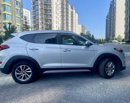 Хендай Туксон 2018 в Киеве на Automoto.ua Серый Хендай Туксон, объемом двигателя 2 л и пробегом 217 тыс. км за 14600 $, фото 4 на Automoto.ua