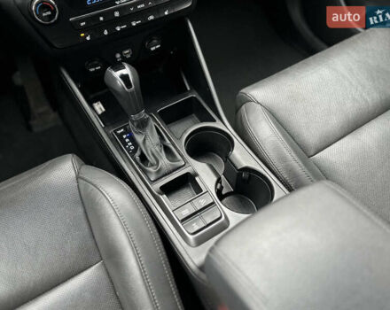Серый Хендай Туксон, объемом двигателя 1.6 л и пробегом 92 тыс. км за 17900 $, фото 46 на Automoto.ua