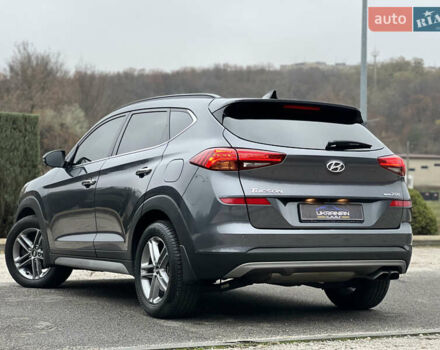 Серый Хендай Туксон, объемом двигателя 2 л и пробегом 117 тыс. км за 20600 $, фото 11 на Automoto.ua