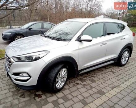 Сірий Хендай Туксон, об'ємом двигуна 2 л та пробігом 61 тис. км за 21900 $, фото 5 на Automoto.ua