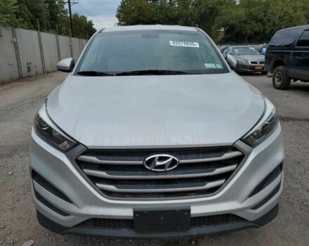 Сірий Хендай Туксон, об'ємом двигуна 2 л та пробігом 89 тис. км за 4000 $, фото 3 на Automoto.ua