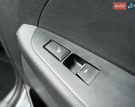 Серый Хендай Туксон, объемом двигателя 2 л и пробегом 117 тыс. км за 20600 $, фото 23 на Automoto.ua