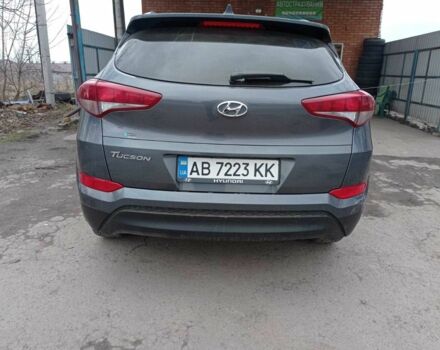 Сірий Хендай Туксон, об'ємом двигуна 2 л та пробігом 128 тис. км за 16800 $, фото 8 на Automoto.ua