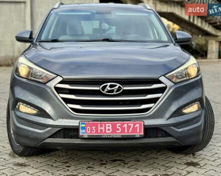 Серый Хендай Туксон, объемом двигателя 2 л и пробегом 183 тыс. км за 13750 $, фото 3 на Automoto.ua