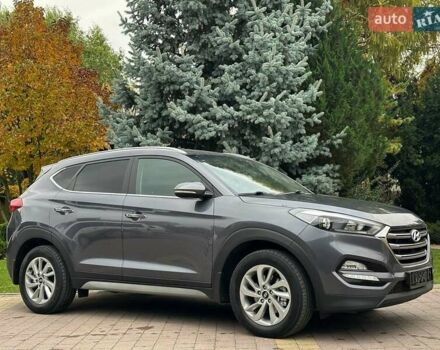 Хендай Туксон 2018 в Каменце-Подольском на Automoto.ua Серый Хендай Туксон, объемом двигателя 2 л и пробегом 72 тыс. км за 18800 $, фото 2 на Automoto.ua