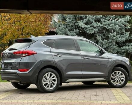 Хендай Туксон 2018 в Каменце-Подольском на Automoto.ua Серый Хендай Туксон, объемом двигателя 2 л и пробегом 72 тыс. км за 18800 $, фото 32 на Automoto.ua
