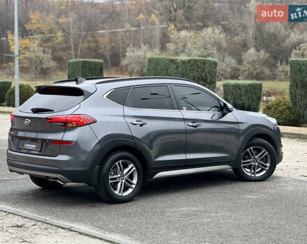 Серый Хендай Туксон, объемом двигателя 2 л и пробегом 117 тыс. км за 20600 $, фото 8 на Automoto.ua