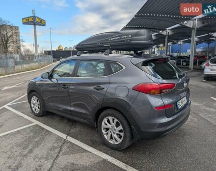 Сірий Хендай Туксон, об'ємом двигуна 2 л та пробігом 72 тис. км за 21600 $, фото 4 на Automoto.ua