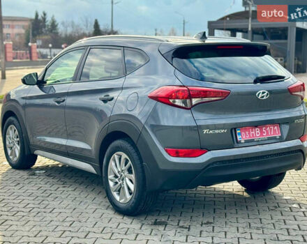 Сірий Хендай Туксон, об'ємом двигуна 2 л та пробігом 184 тис. км за 13950 $, фото 26 на Automoto.ua