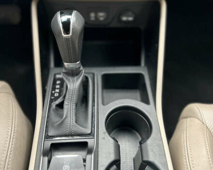 Серый Хендай Туксон, объемом двигателя 0 л и пробегом 219 тыс. км за 19499 $, фото 22 на Automoto.ua