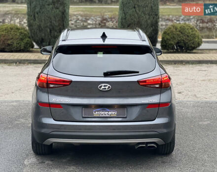 Серый Хендай Туксон, объемом двигателя 2 л и пробегом 117 тыс. км за 20600 $, фото 15 на Automoto.ua