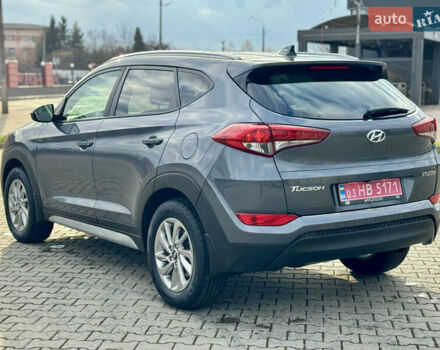 Серый Хендай Туксон, объемом двигателя 2 л и пробегом 183 тыс. км за 13750 $, фото 24 на Automoto.ua