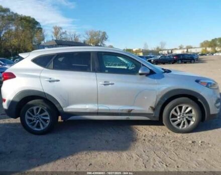 Серый Хендай Туксон, объемом двигателя 2 л и пробегом 70 тыс. км за 4000 $, фото 11 на Automoto.ua