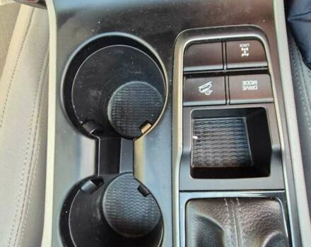 Серый Хендай Туксон, объемом двигателя 2 л и пробегом 121 тыс. км за 15300 $, фото 24 на Automoto.ua