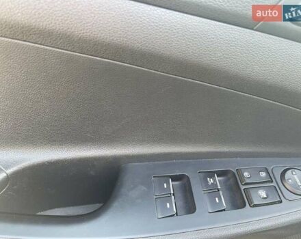 Хендай Туксон 2018 в Ровно на Automoto.ua Серый Хендай Туксон, объемом двигателя 2 л и пробегом 76 тыс. км за 26100 $, фото 2 на Automoto.ua