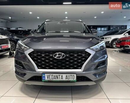 Серый Хендай Туксон, объемом двигателя 2 л и пробегом 69 тыс. км за 20900 $, фото 1 на Automoto.ua