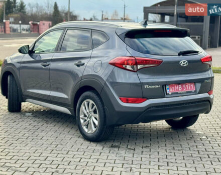 Серый Хендай Туксон, объемом двигателя 2 л и пробегом 183 тыс. км за 13750 $, фото 50 на Automoto.ua