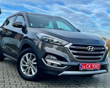 Серый Хендай Туксон, объемом двигателя 2 л и пробегом 115 тыс. км за 13950 $, фото 6 на Automoto.ua