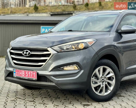 Серый Хендай Туксон, объемом двигателя 2 л и пробегом 183 тыс. км за 13750 $, фото 58 на Automoto.ua