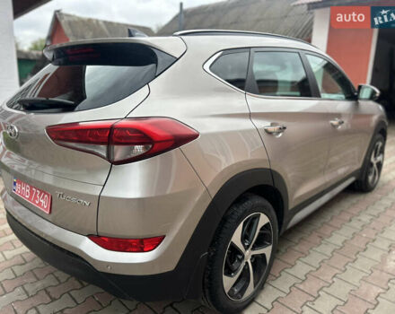 Серый Хендай Туксон, объемом двигателя 0 л и пробегом 219 тыс. км за 19499 $, фото 10 на Automoto.ua