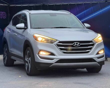 Серый Хендай Туксон, объемом двигателя 1.6 л и пробегом 66 тыс. км за 16999 $, фото 3 на Automoto.ua