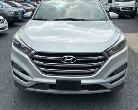 Сірий Хендай Туксон, об'ємом двигуна 1.6 л та пробігом 36 тис. км за 9600 $, фото 1 на Automoto.ua