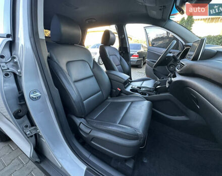 Сірий Хендай Туксон, об'ємом двигуна 1.6 л та пробігом 102 тис. км за 21500 $, фото 8 на Automoto.ua