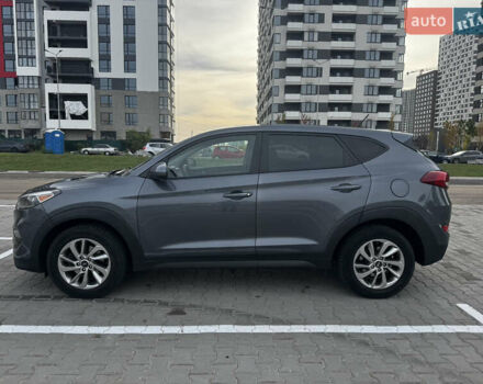 Сірий Хендай Туксон, об'ємом двигуна 2 л та пробігом 89 тис. км за 15400 $, фото 4 на Automoto.ua
