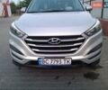Сірий Хендай Туксон, об'ємом двигуна 2 л та пробігом 75 тис. км за 15000 $, фото 2 на Automoto.ua