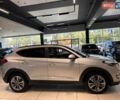 Серый Хендай Туксон, объемом двигателя 2 л и пробегом 127 тыс. км за 21500 $, фото 9 на Automoto.ua