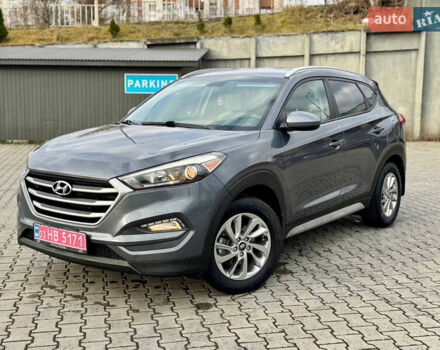 Сірий Хендай Туксон, об'ємом двигуна 2 л та пробігом 184 тис. км за 13950 $, фото 11 на Automoto.ua