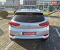 Серый Хендай Туксон, объемом двигателя 2 л и пробегом 121 тыс. км за 15300 $, фото 9 на Automoto.ua